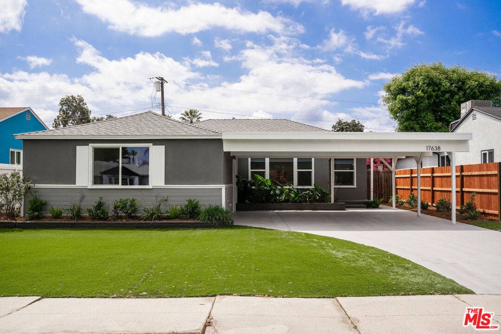 Lake Balboa, CA 91406,17638 Lemay ST