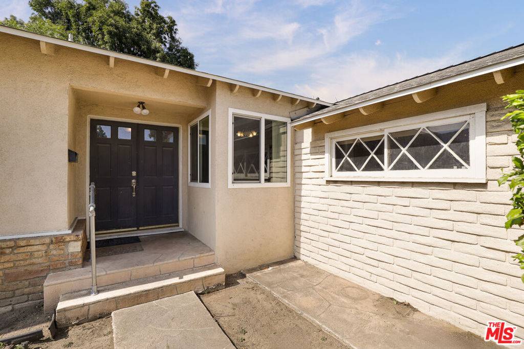 North Hills, CA 91343,16057 Knapp ST