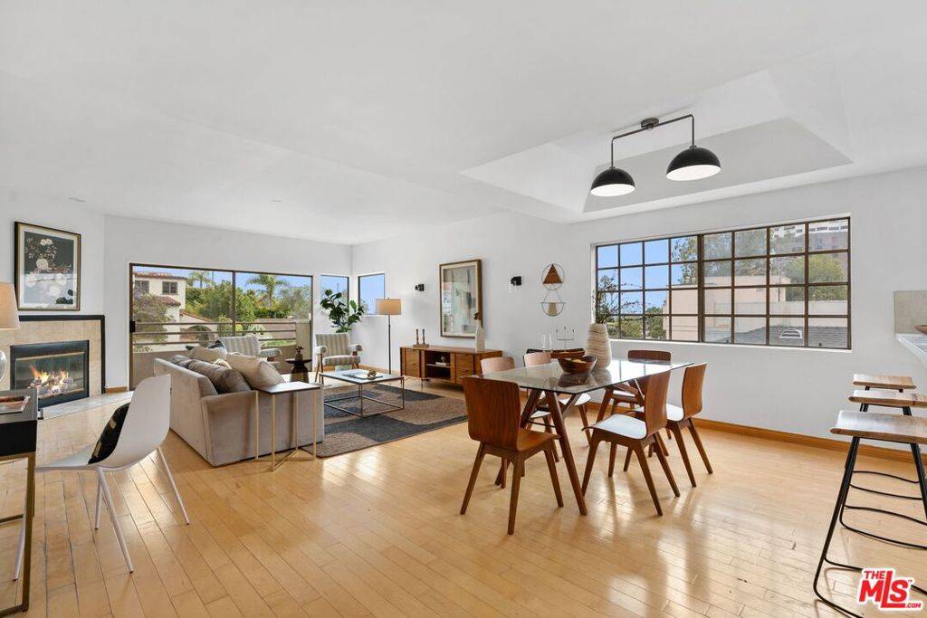 Los Angeles, CA 90024,10475 Ashton AVE #203