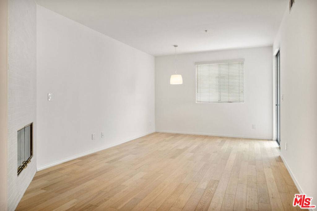 Studio City, CA 91602,4180 Fair AVE #103