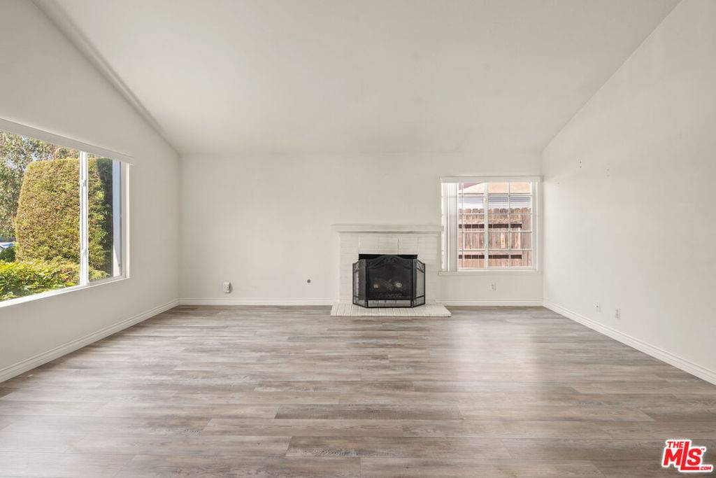 Simi Valley, CA 93063,3989 E Frandon CT