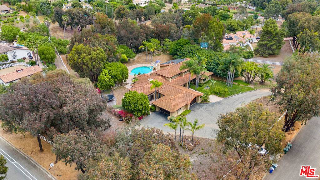 Encinitas, CA 92024,3306 Bumann RD