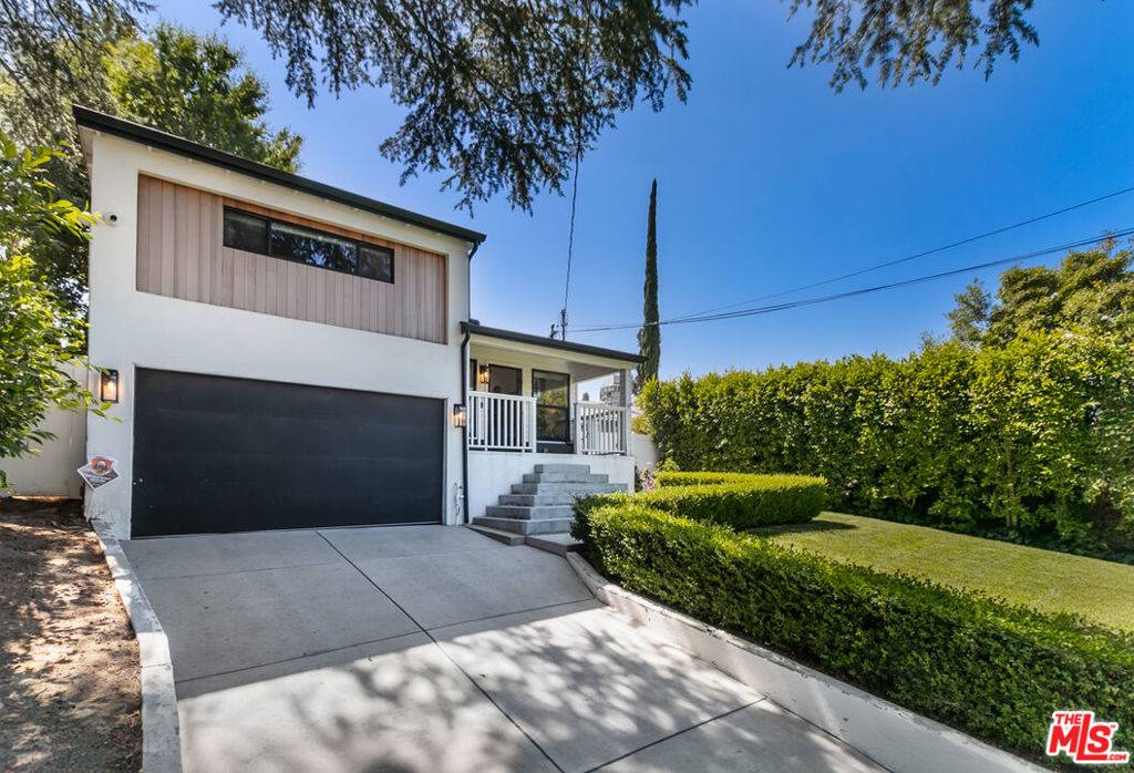 Tarzana, CA 91356,5433 Tampa AVE