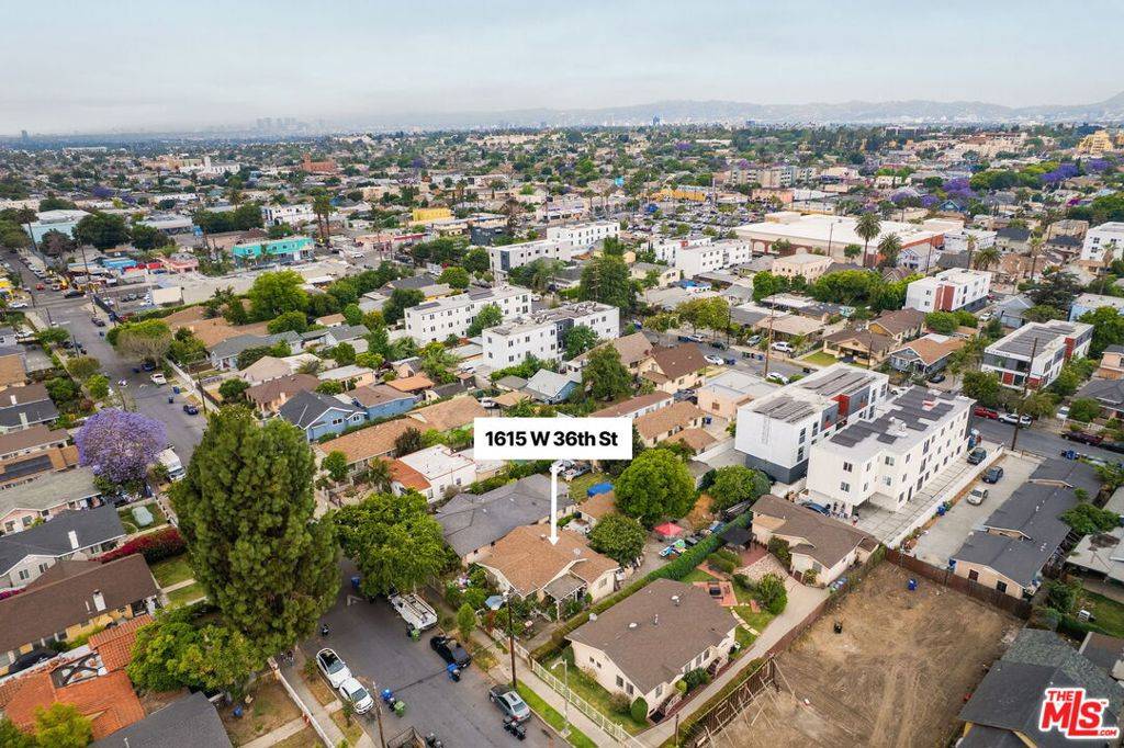 Los Angeles, CA 90018,1615 W 36th ST