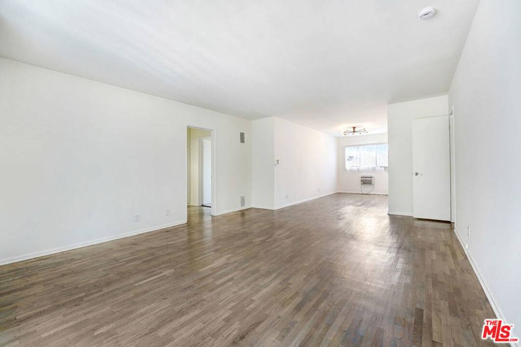 West Hollywood, CA 90046,1433 N Hayworth AVE #5