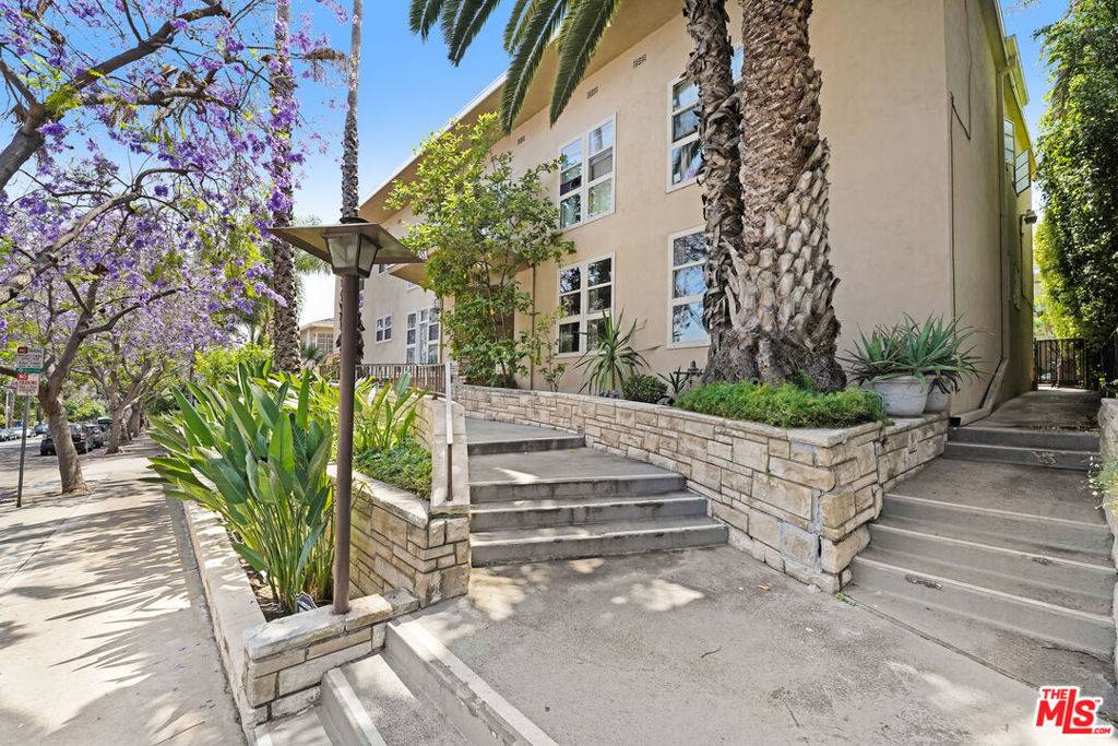 West Hollywood, CA 90046,1433 N Hayworth AVE #5