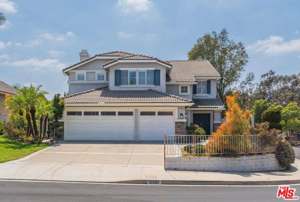 Fullerton, CA 92833,2320 Leggett LN