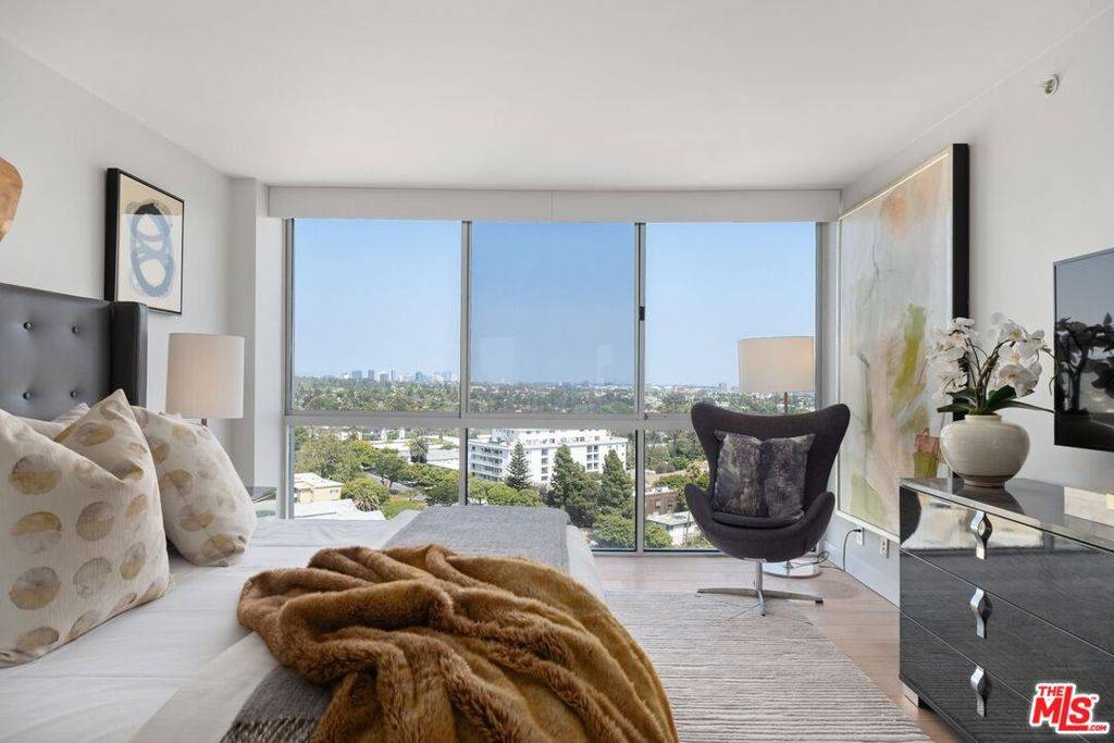 Santa Monica, CA 90402,201 OCEAN AVE #1804P