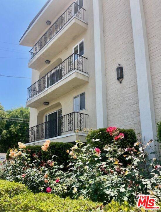 Los Angeles, CA 90035,1097 S Bedford DR #301