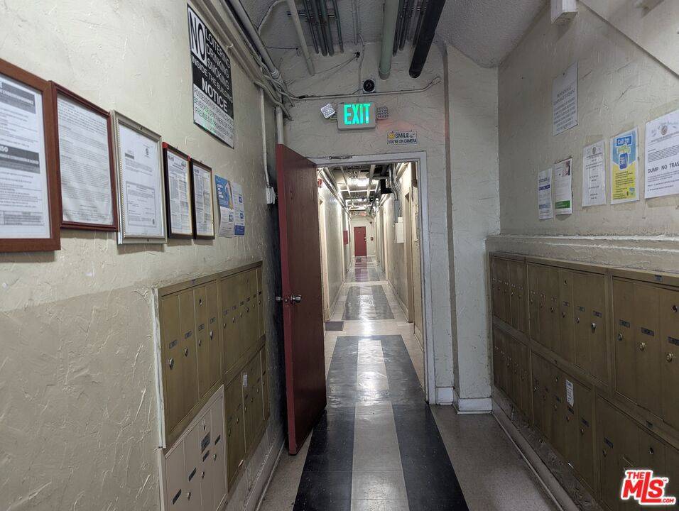 Los Angeles, CA 90057,425 S Grand View ST #509