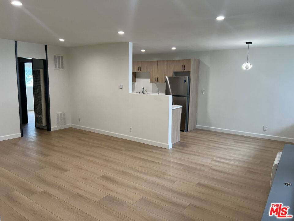 West Hollywood, CA 90046,1253 N Hayworth AVE #104