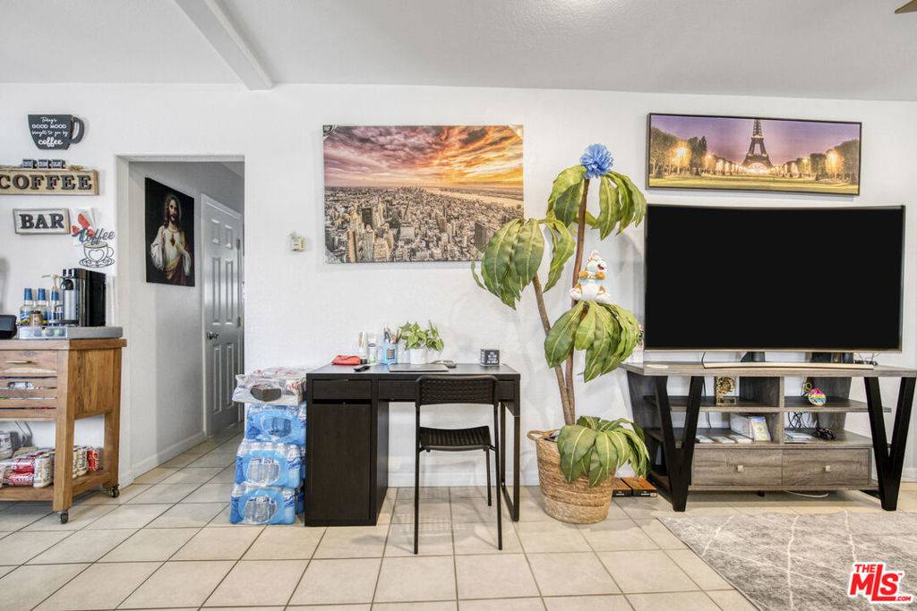 Huntington Beach, CA 92647,7952 Aldrich DR