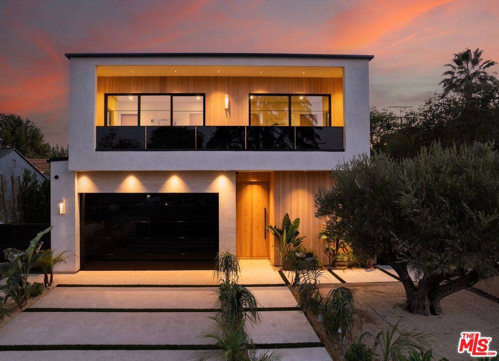 Sherman Oaks, CA 91403,14758 Morrison ST