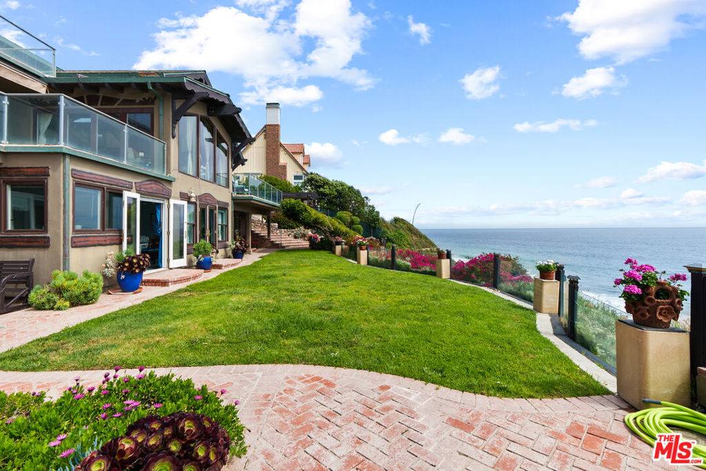 Malibu, CA 90265,7007 Birdview AVE