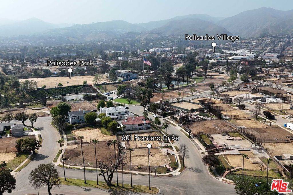 Pacific Palisades, CA 90272,601 Frontera DR