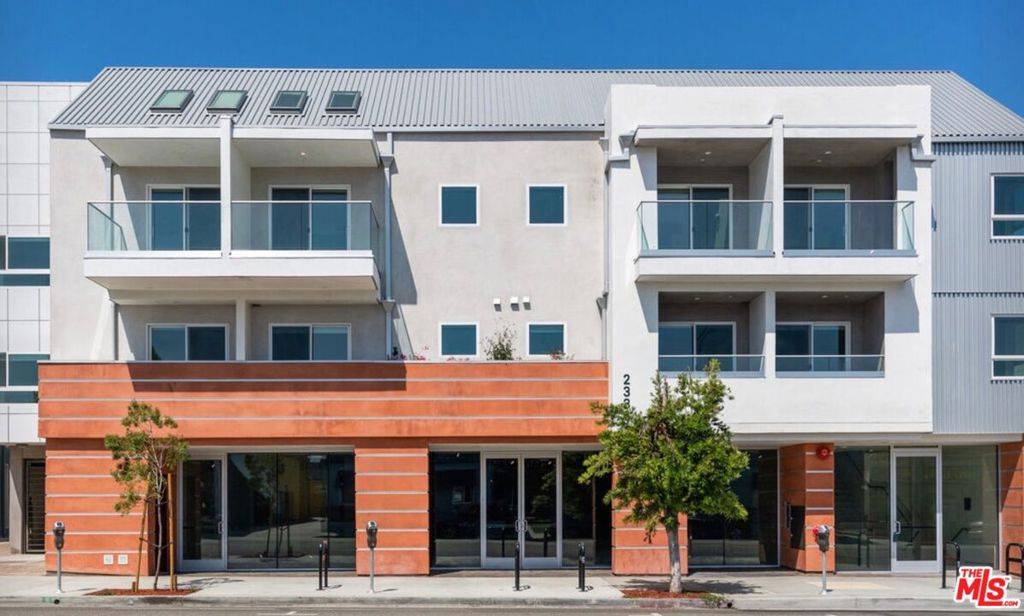 Los Angeles, CA 90064,2336 Westwood BLVD #318