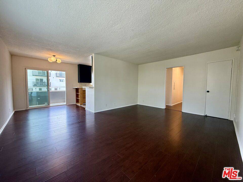 Los Angeles, CA 90038,6350 Willoughby AVE ##3