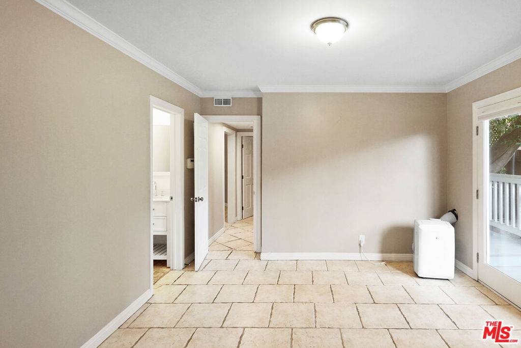Studio City, CA 91604,11423 Sunshine TER