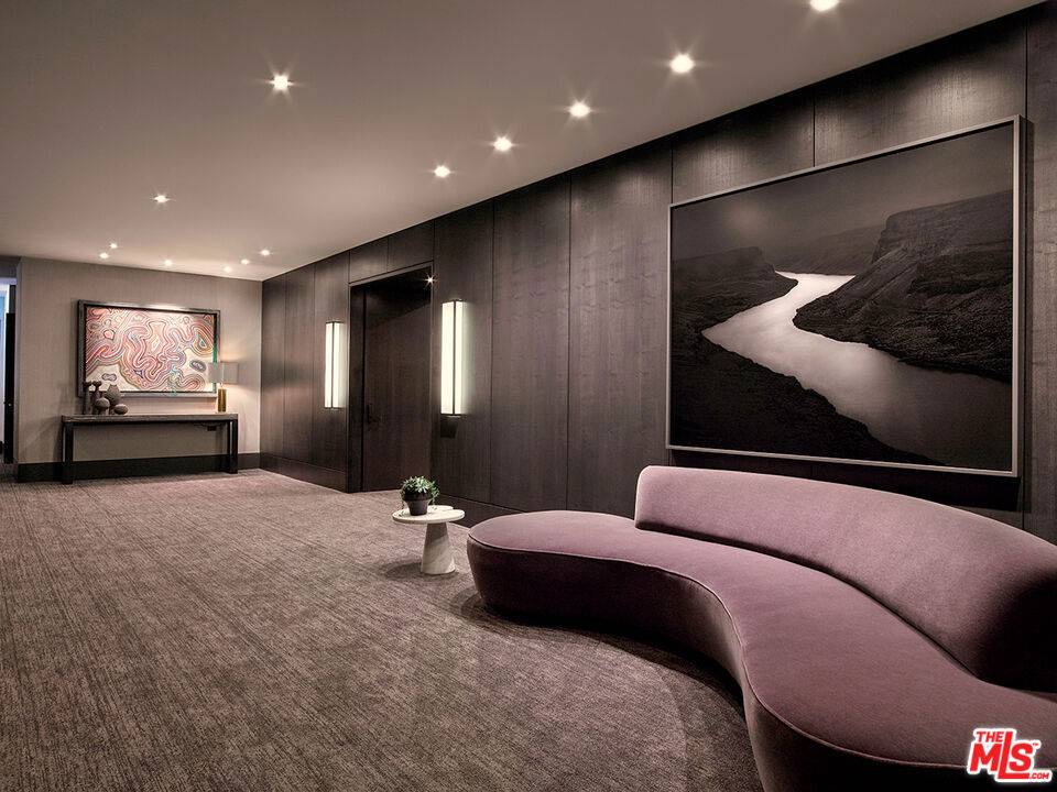 Los Angeles, CA 90067,10000 SANTA MONICA BLVD #2401
