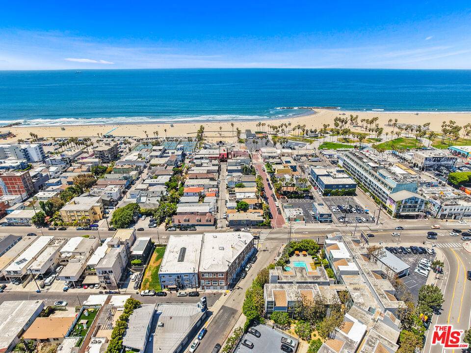 Venice, CA 90291,1802 Pacific AVE