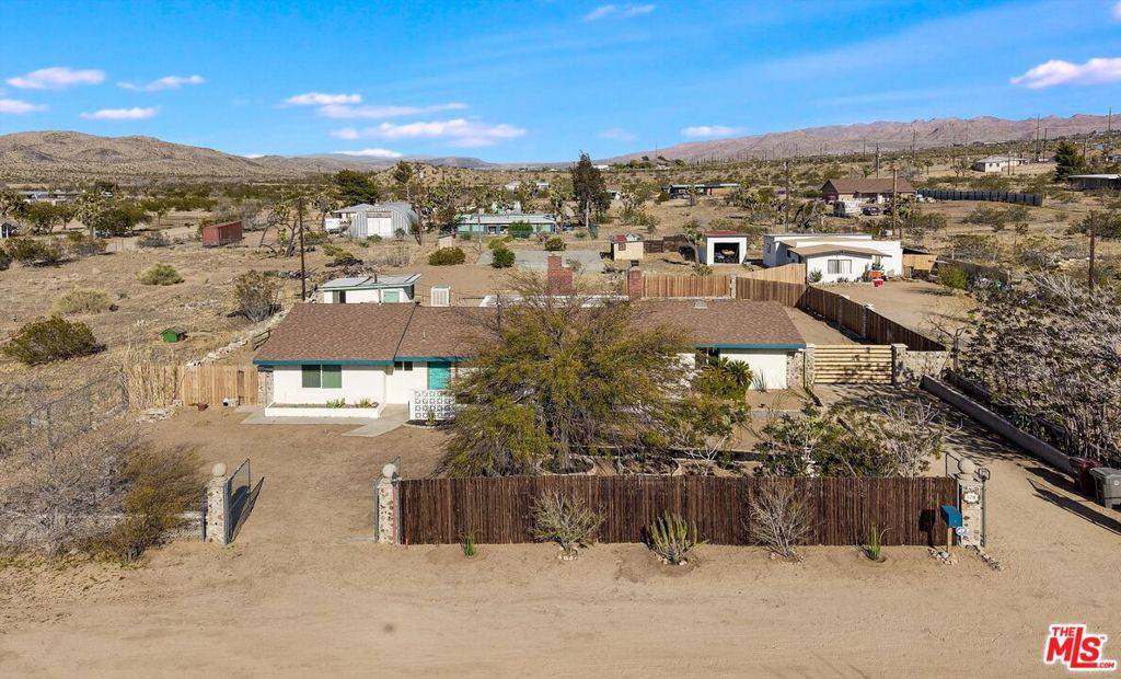 Yucca Valley, CA 92284,6391 Ruth DR
