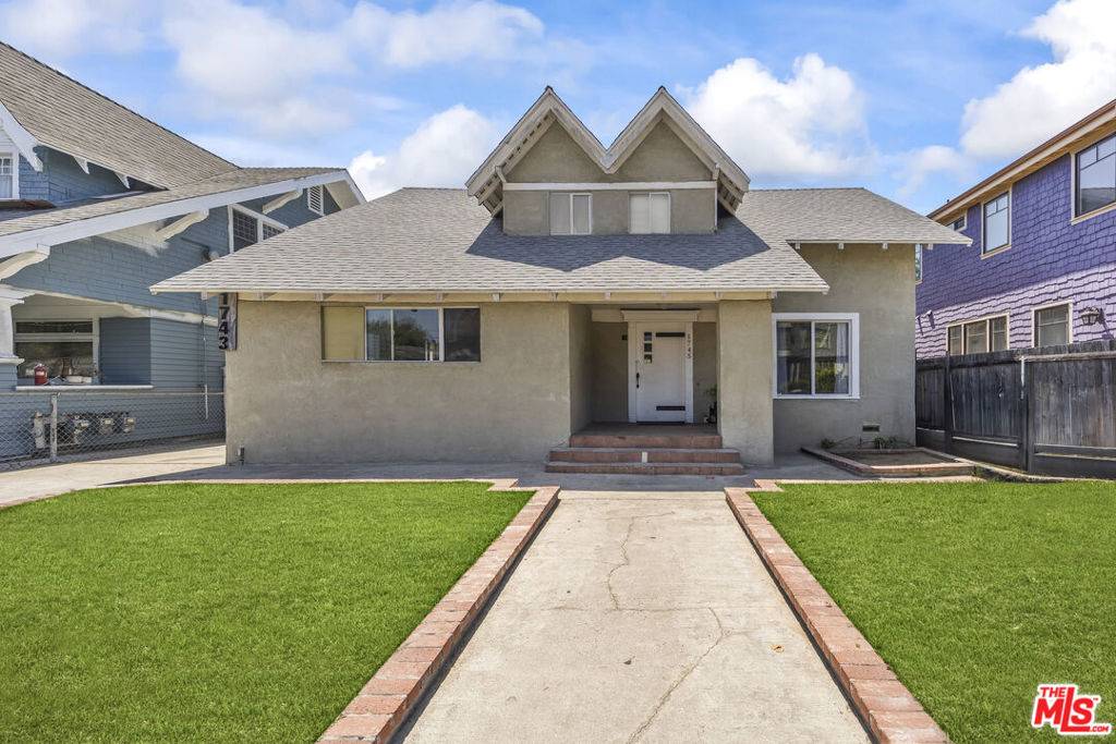 Los Angeles, CA 90006,1745 S Kingsley DR
