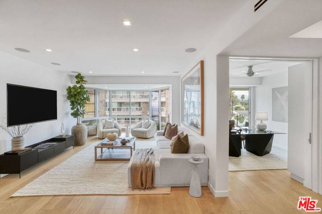 Santa Monica, CA 90402,515 Ocean AVE #706S