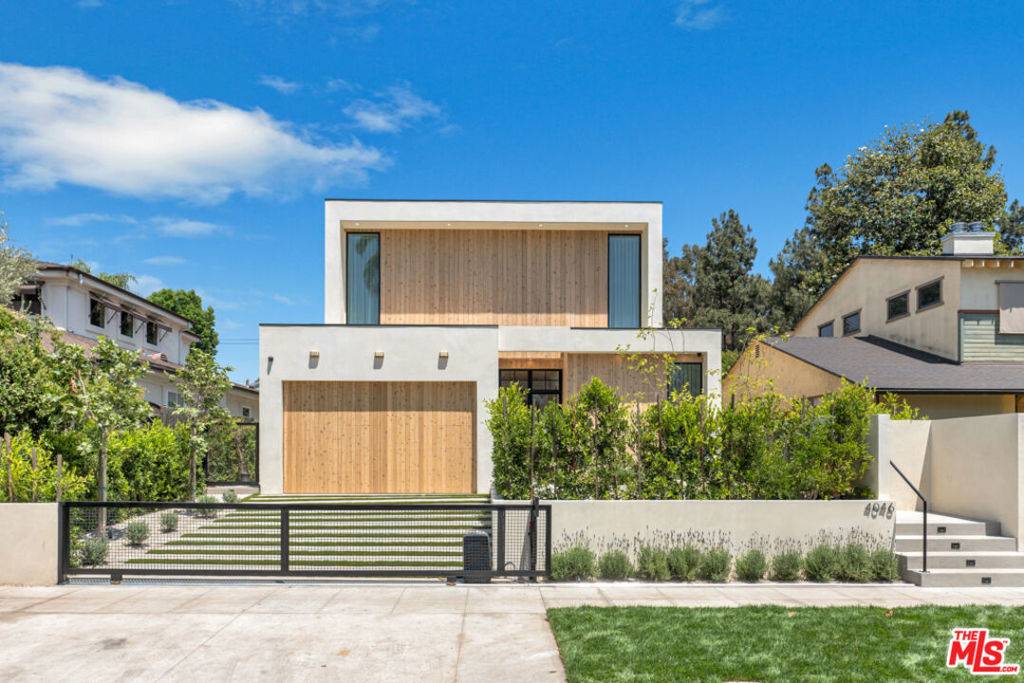 Studio City, CA 91604,4046 Shadyglade AVE