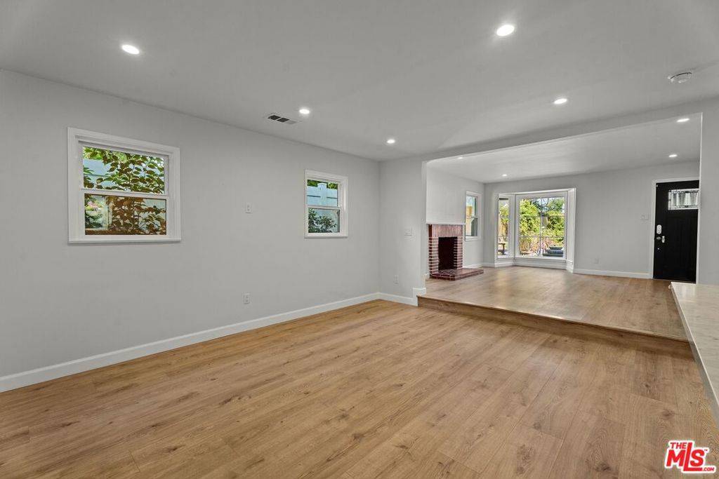 Altadena, CA 91001,2795 Casitas AVE