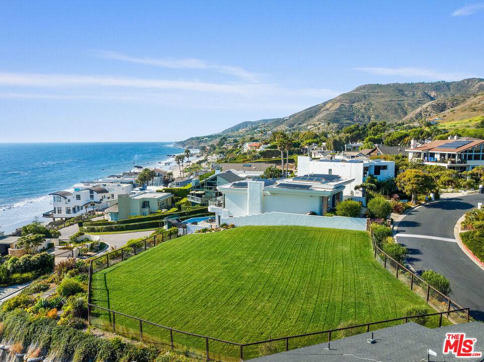 Malibu, CA 90265,31540 Victoria Point RD
