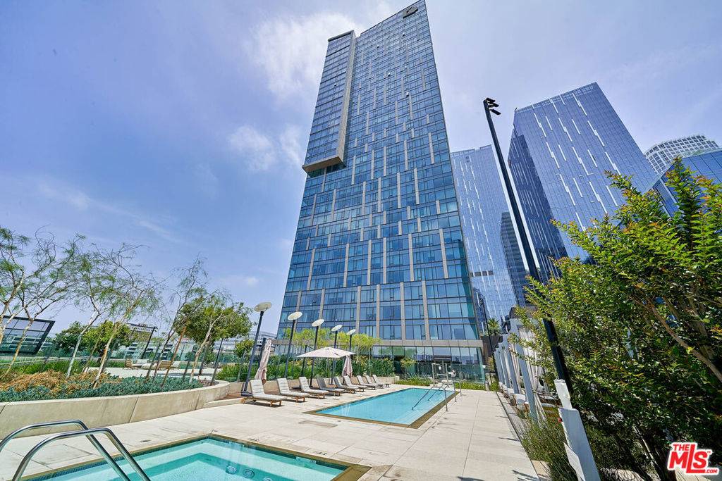 Los Angeles, CA 90017,889 Francisco ST #3006