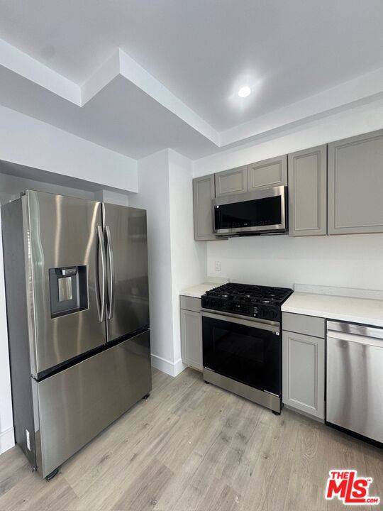 Manhattan Beach, CA 90266,620 25th ST