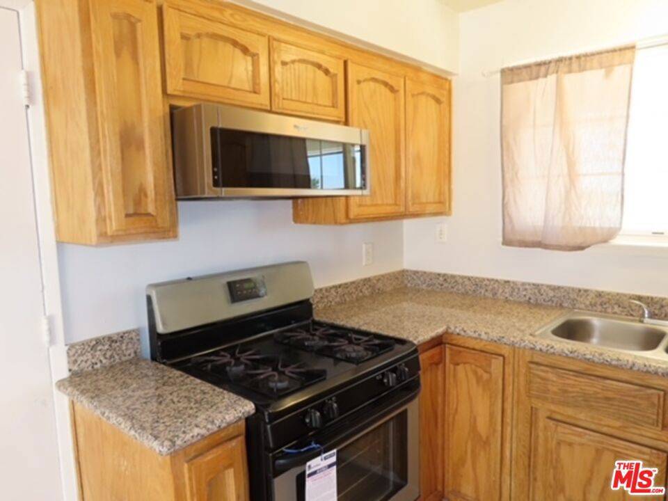 California City, CA 93505,21033 Neuralia RD