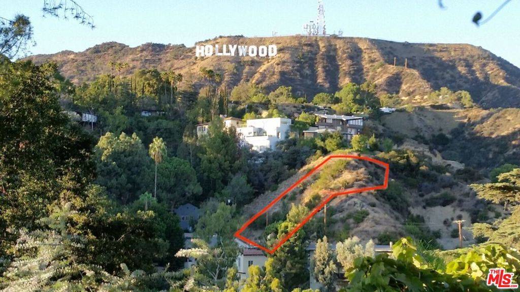 Los Angeles, CA 90068,6053 Rodgerton DR