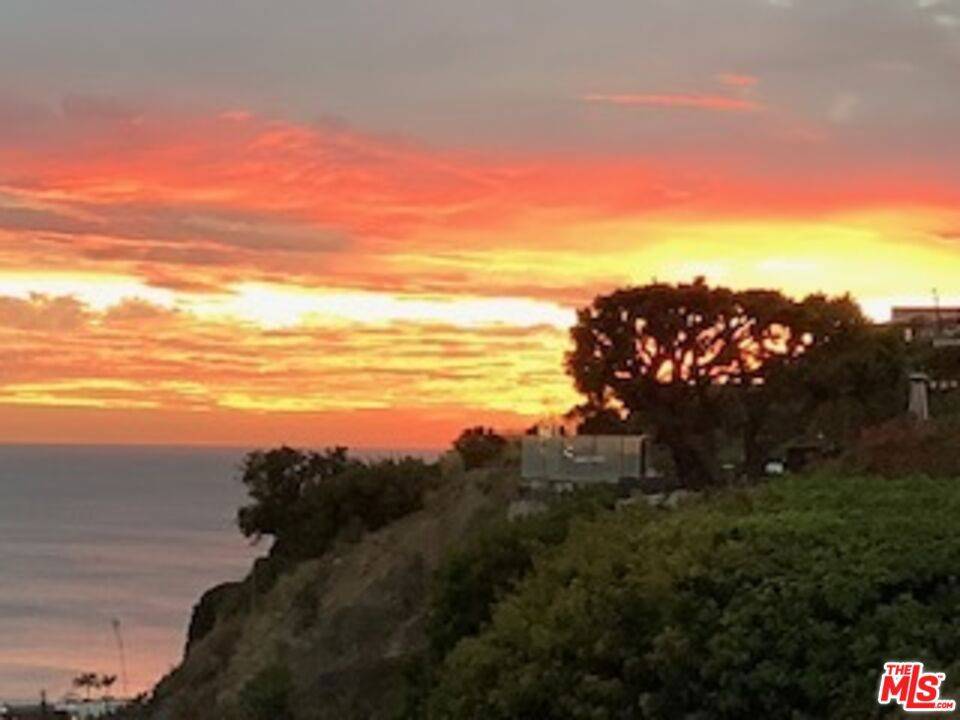 Malibu, CA 90265,18254 Coastline DR