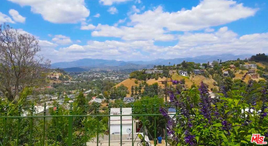 Los Angeles, CA 90031,1143 Montecito DR