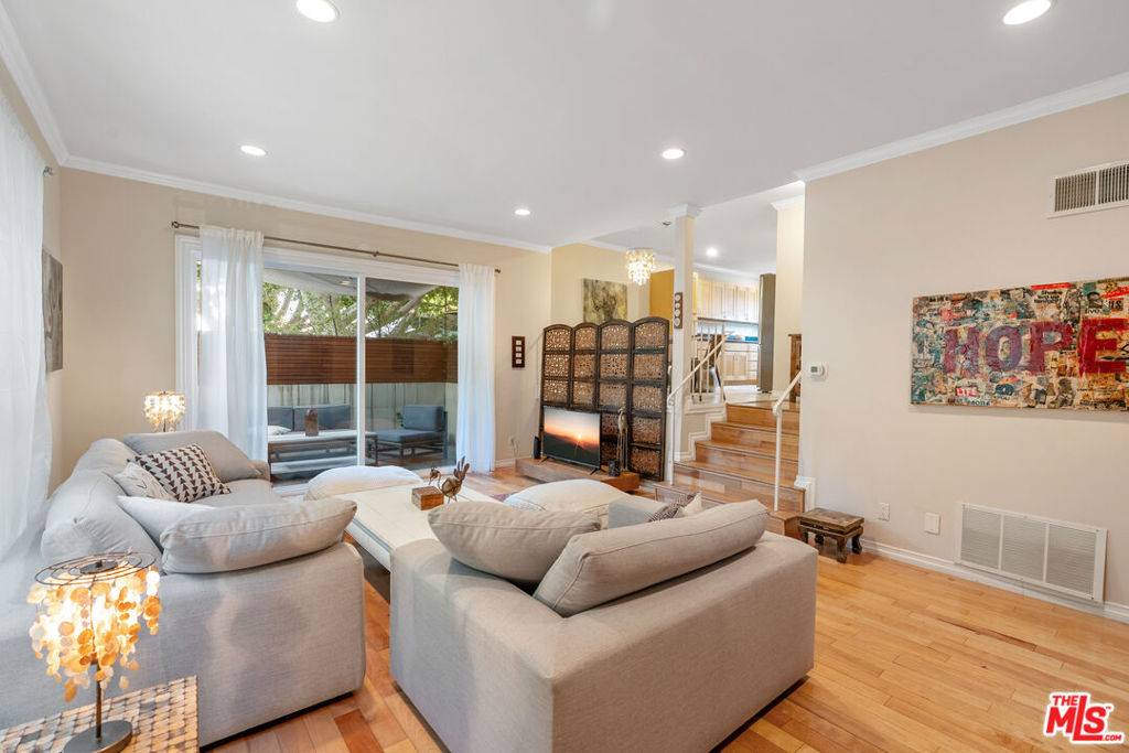 Santa Monica, CA 90404,1226 Franklin ST #1