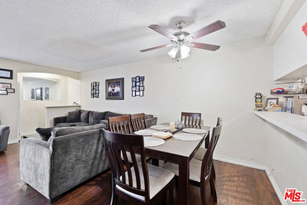 Canoga Park, CA 91304,21219 Roscoe BLVD #211