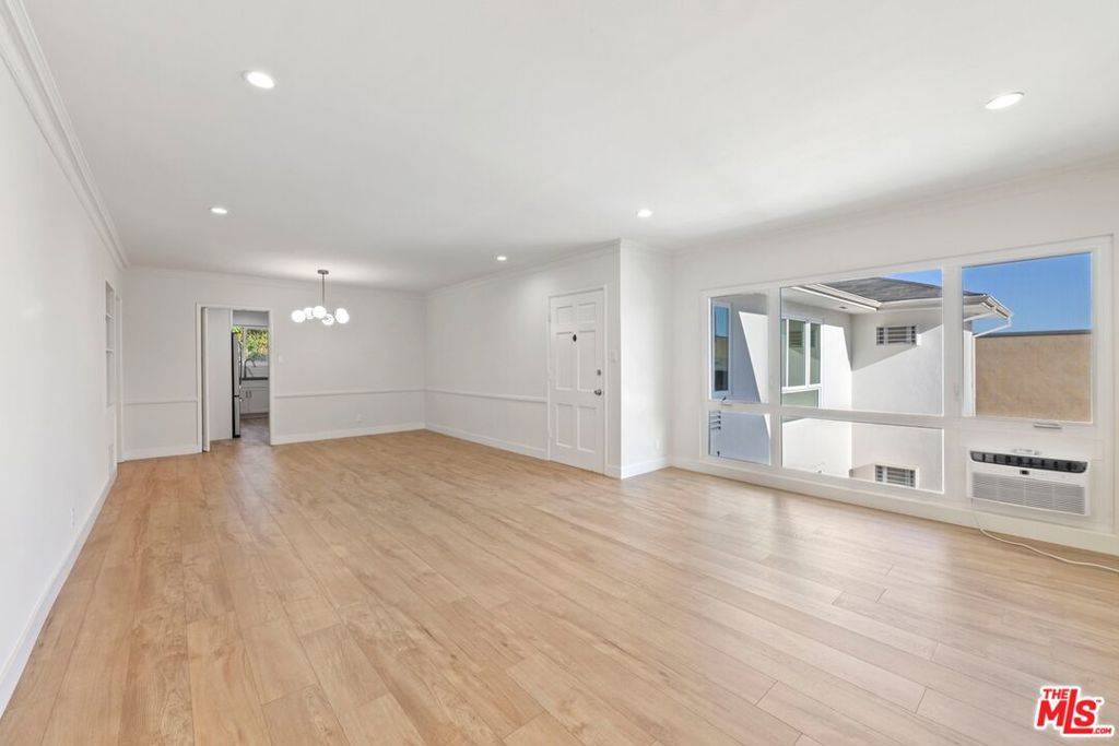 West Hollywood, CA 90046,1250 N Crescent Heights BLVD #3