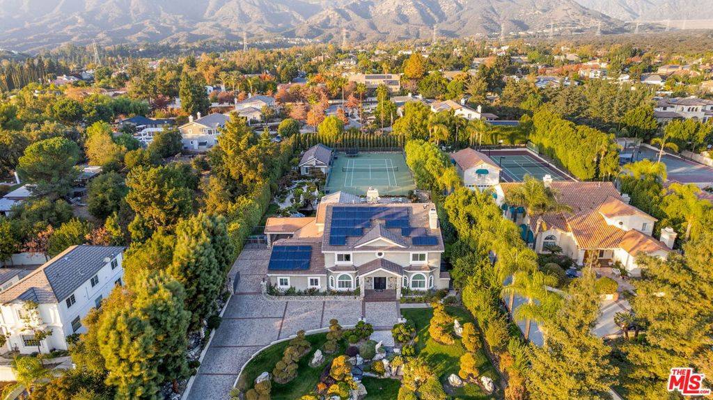 Claremont, CA 91711,1047 Pomello DR