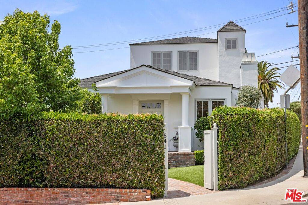 Manhattan Beach, CA 90266,541 Homer ST