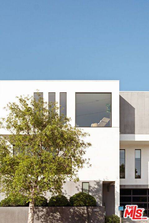 Venice, CA 90291,1900 Penmar AVE