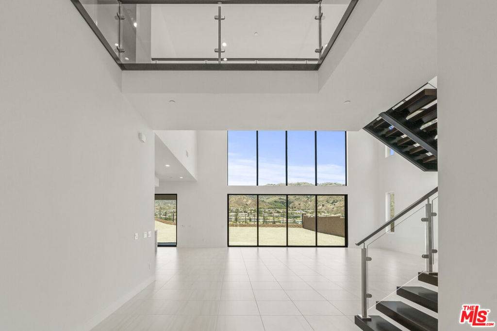 Porter Ranch, CA 91326,20115 W Galway LN