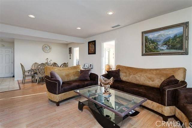 Tujunga, CA 91042,7746 Apperson ST