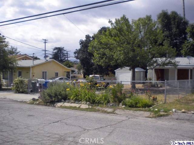 Tujunga, CA 91042,7555 7557 Valmont ST