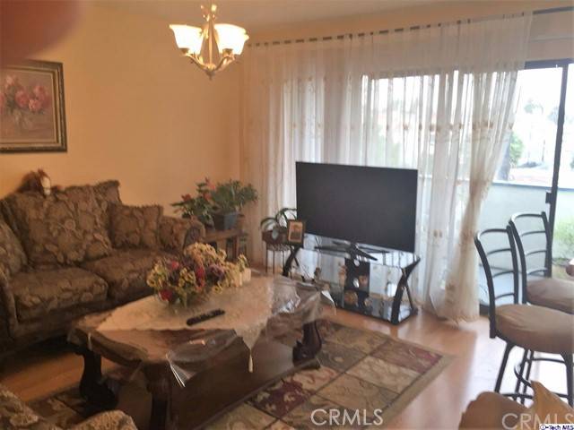 Van Nuys, CA 91411,14610 Erwin ST #302