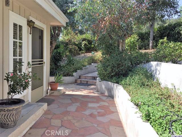 La Crescenta, CA 91214,2758 Henrietta AVE