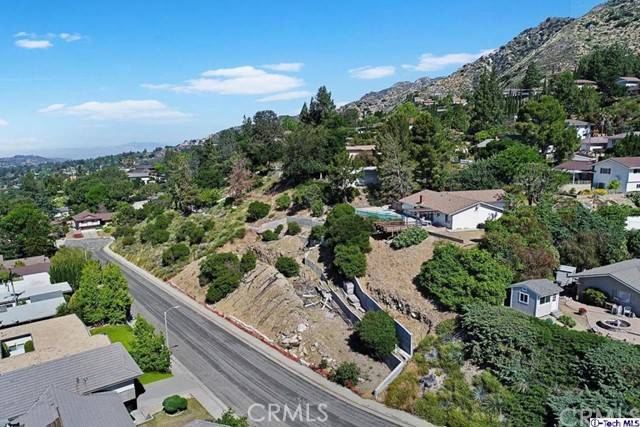 La Crescenta, CA 91214,2731 Rock Pine LN