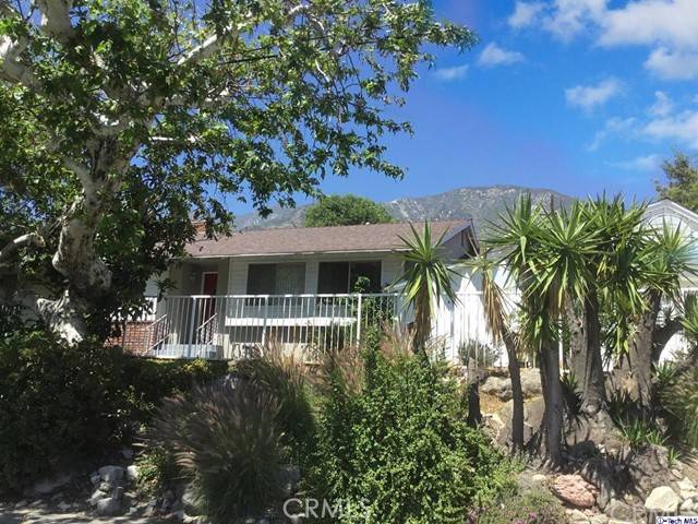 La Crescenta, CA 91214,3005 Henrietta AVE