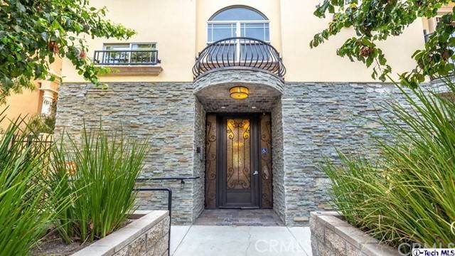 Valley Village, CA 91607,5315 Bellingham AVE #202